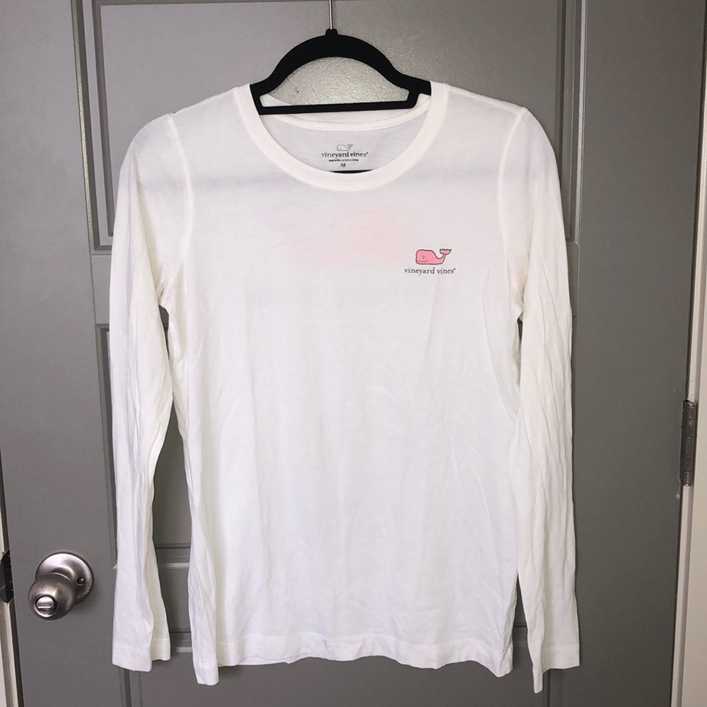 White Vineyard Vines long sleeve top
